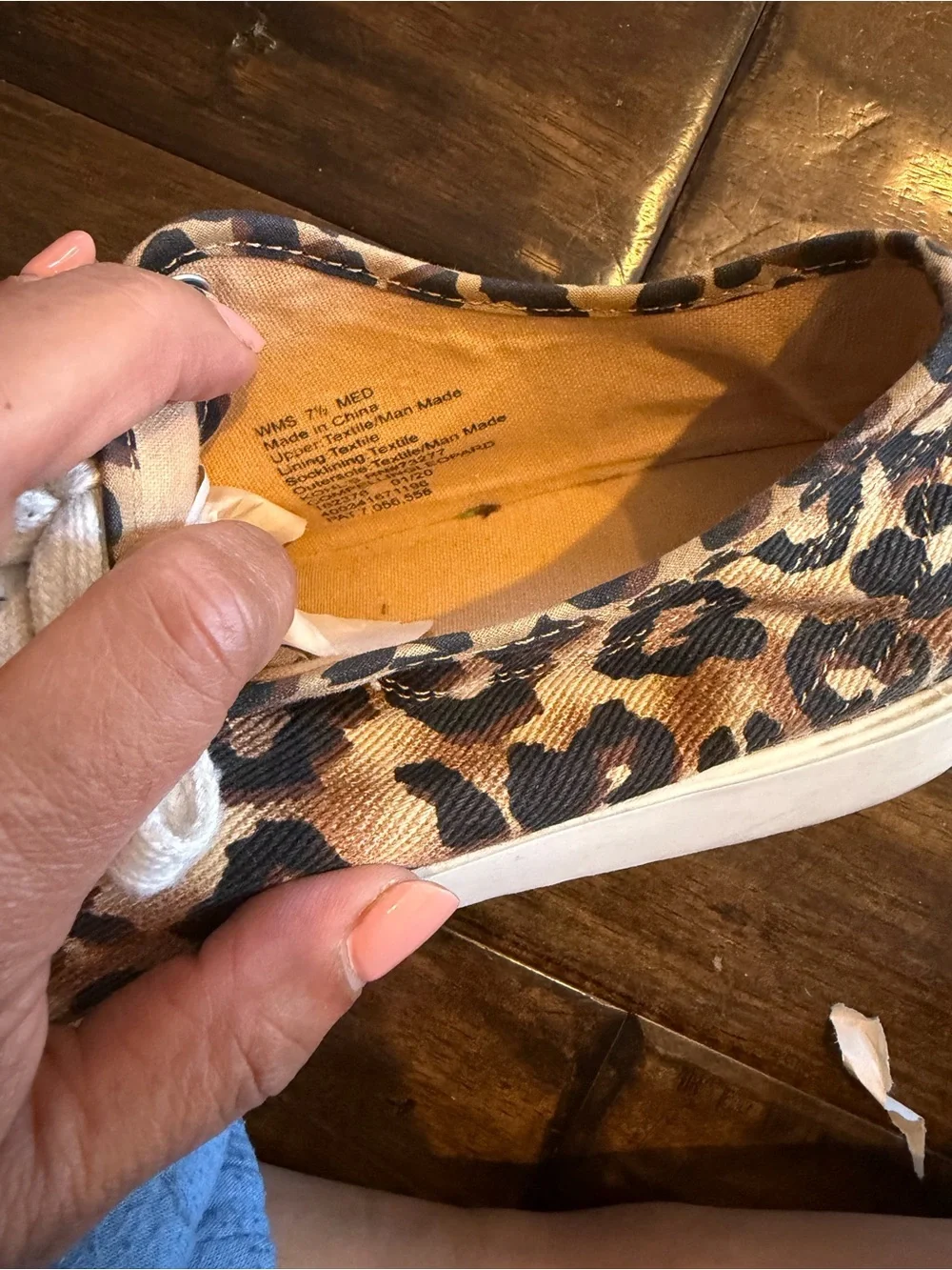 SO® Compelling Women's Platform Sneakers Leopard Size 7.5 Memory Foam Sock